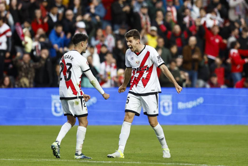 AYX GAMES-集结日国王杯焦点战，巴塞罗那更衣室发声，信心回归，纪律约束更严格(巴塞罗那国王杯直播)