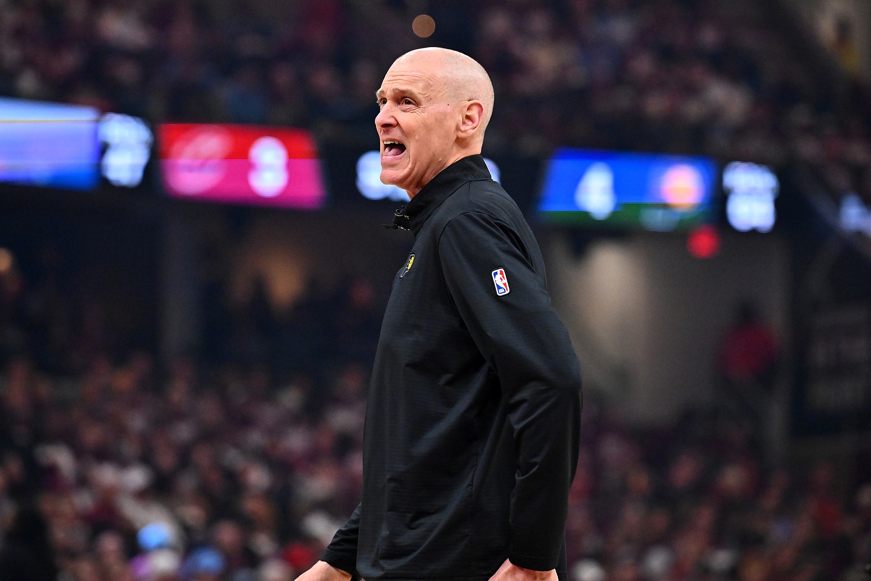 爱游戏娱乐-包含足总杯冲刺阶段走向成谜；费城76人刷新队史纪录；气氛紧张；身体对抗强度拉满的词条