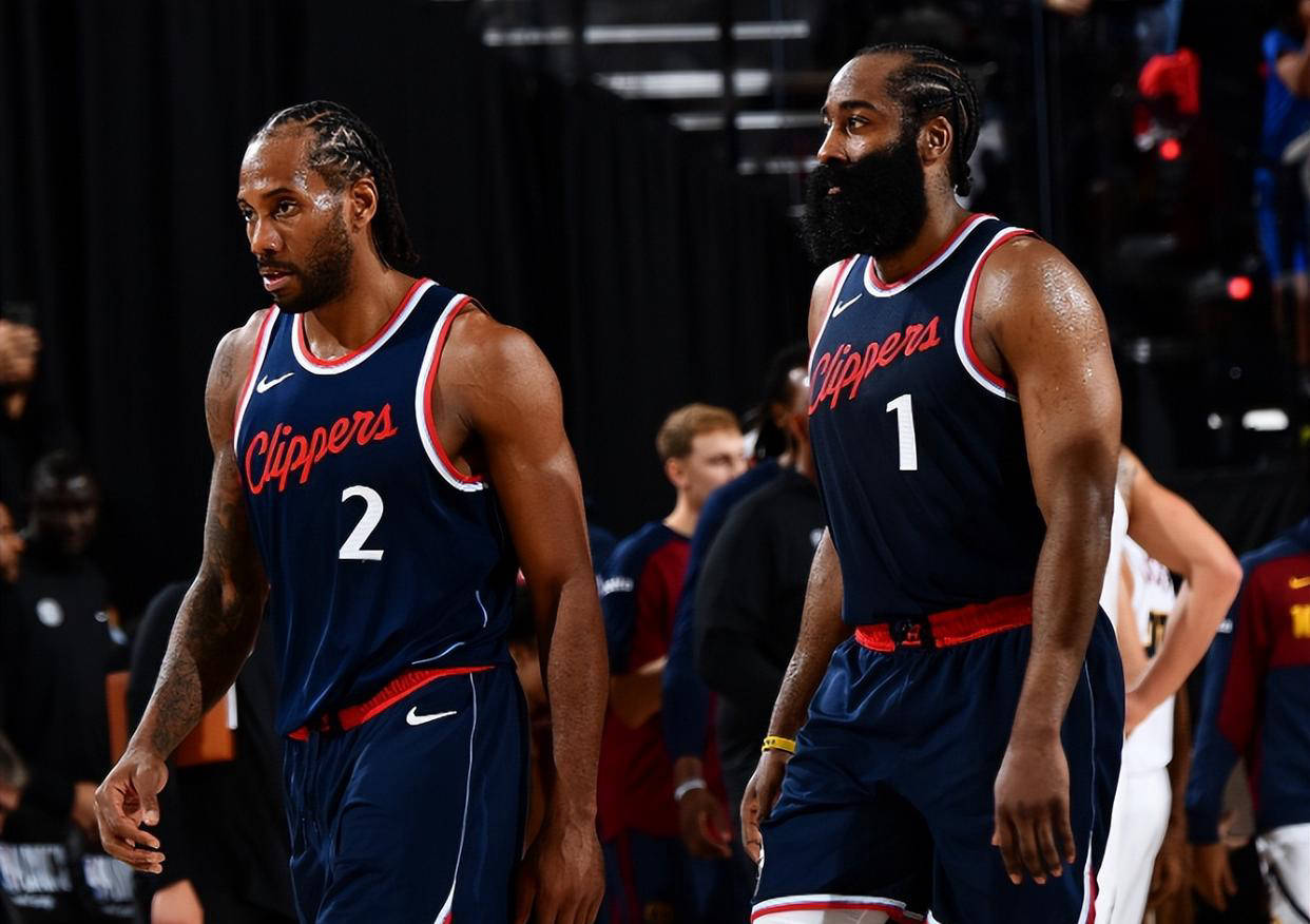 AYX GAMES-转会期洛杉矶快船备战NBA常规赛；门线救险细节曝光；管理层满意；球探报告显示潜力的简单介绍